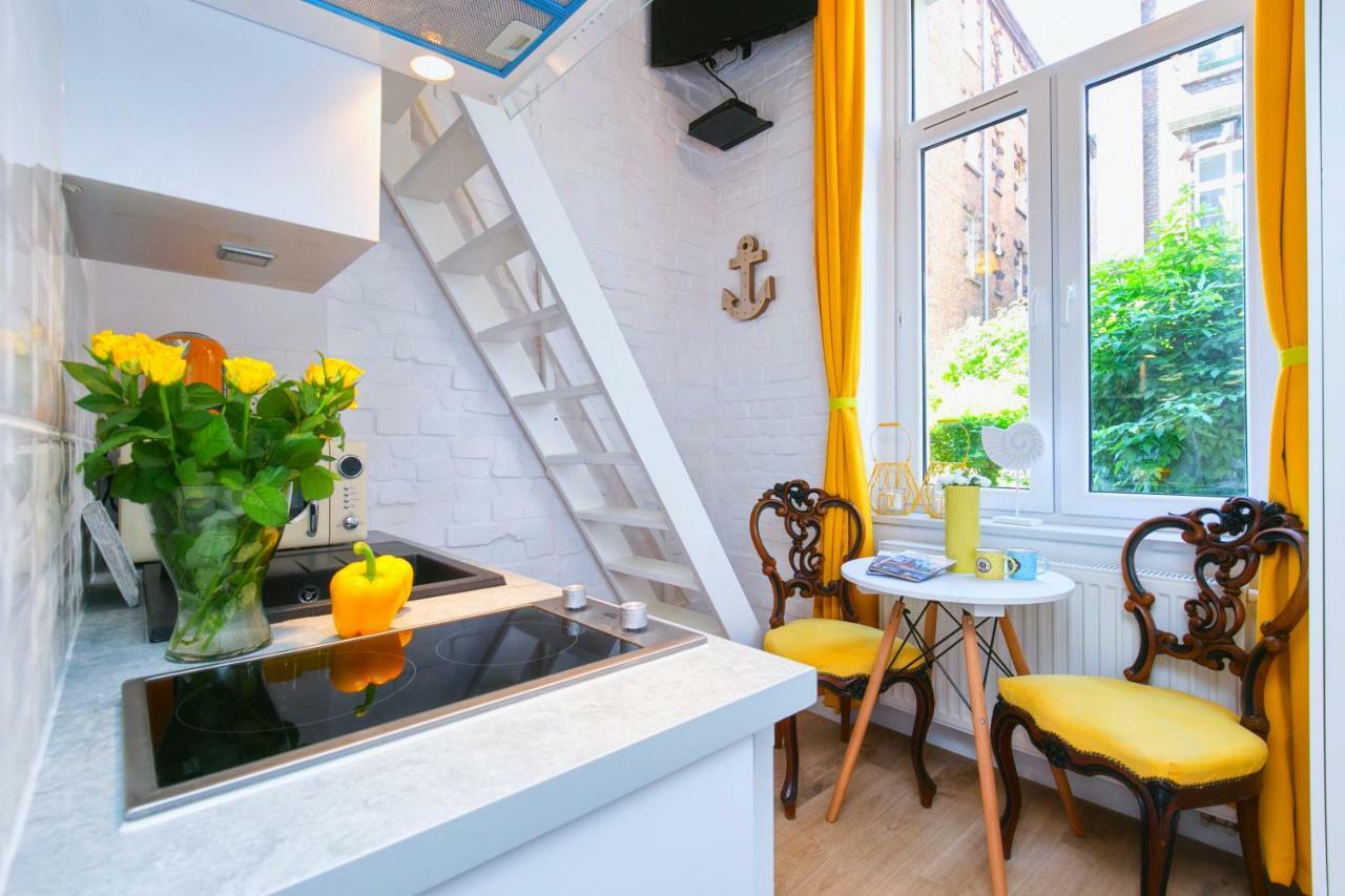 Berg Apartament Yellow กดัญสก์ ภายนอก รูปภาพ
